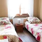مزرعة للإقامة Szalejow 117