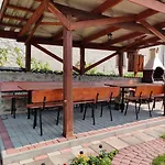 Szalejow 117 مزرعة للإقامة