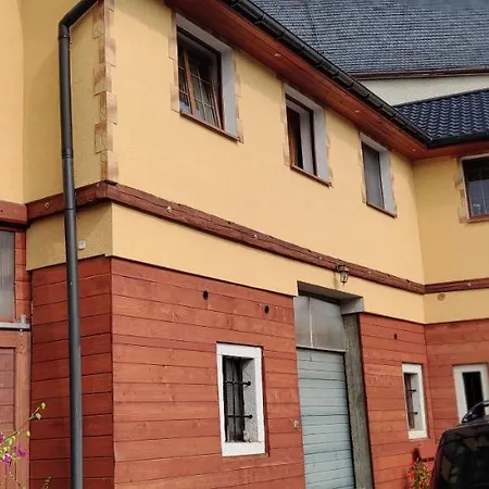 Szalejow 117 Feriegård *